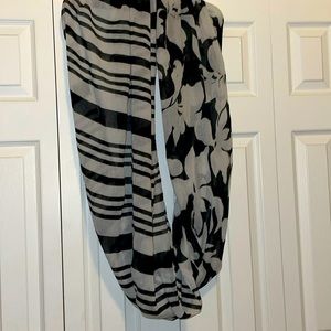 Nicole Marciano Infinity Scarf. Lightweight Great condition. Color black/white.